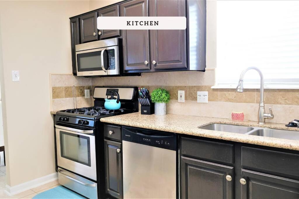 Exceptional, 5 Beds, Near Downtown - Bold Ruler Stafford Exterior foto